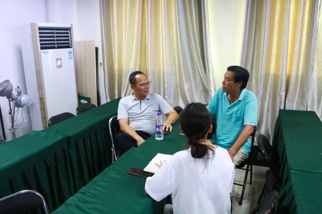 高端研討互學(xué)互鑒 資源共享共促共贏——記海南中學(xué)?？邳S岡金盤高級(jí)中學(xué)高考備考研討會(huì)