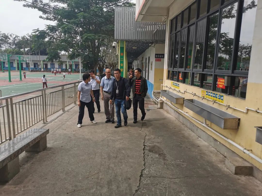 護(hù)航新學(xué)期——?？谑惺袌霰O(jiān)督管理局來我校開展學(xué)校食堂食品安全聯(lián)合檢查工作