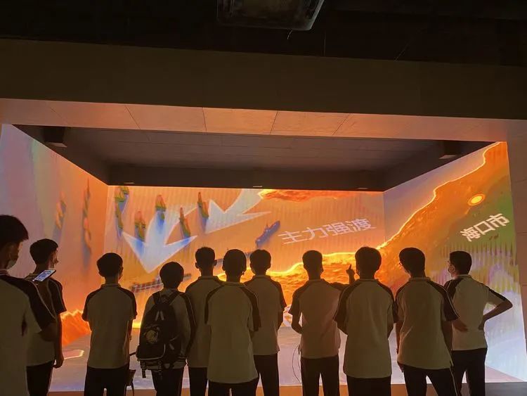 “重溫紅色歷史，做時代新人”——?？邳S岡金盤高級中學(xué)初中部春季研學(xué)活動