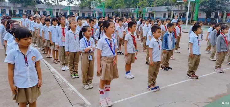 只爭朝夕，不負(fù)韶華——?？邳S岡金盤高級中學(xué)小學(xué)部月考表彰大會