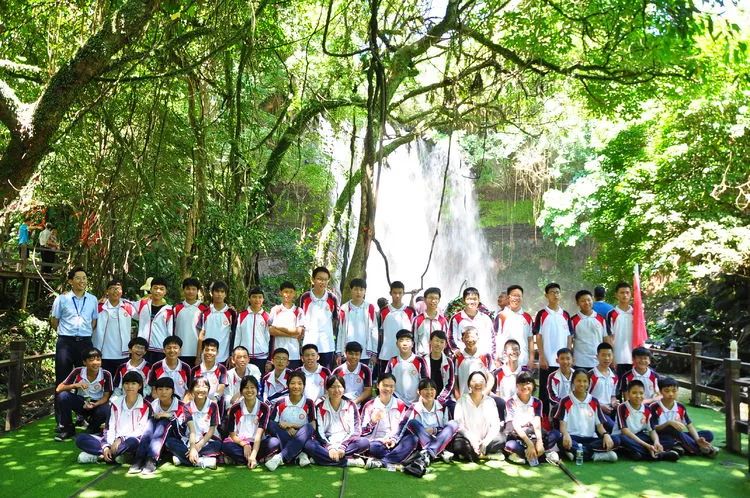 “重溫紅色歷史，做時代新人”——?？邳S岡金盤高級中學(xué)初中部春季研學(xué)活動