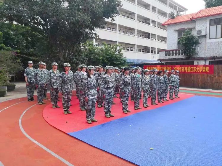 圓滿中秋 情動校園