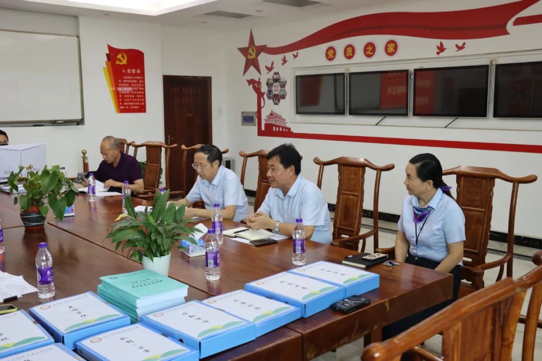 ?開學(xué)督導(dǎo)促發(fā)展——?？邳S岡金盤高級中學(xué)迎2021秋季開學(xué)督導(dǎo)檢查