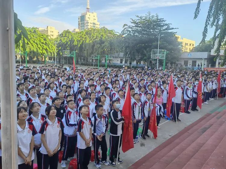 感恩明志 逐夢(mèng)黃岡 | ?？邳S岡金盤高級(jí)中學(xué)初中部開學(xué)典禮暨表彰大會(huì)