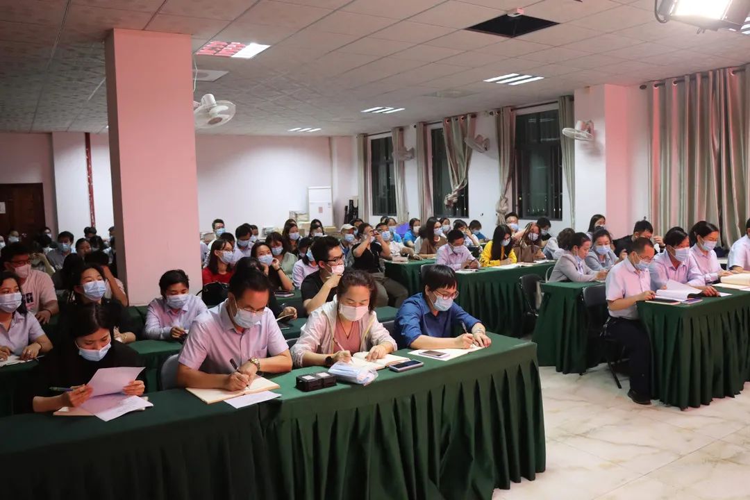 【校園資訊】壓實疫情防控措施  筑牢校園安全防線n——海口黃岡金盤高級中學疫情防控工作