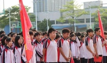 【學(xué)生動(dòng)態(tài)】凝心聚力? 志攀高峰——?？邳S岡金盤(pán)學(xué)校高一年級(jí)四月對(duì)子班挑戰(zhàn)賽暨三月月考頒獎(jiǎng)儀式